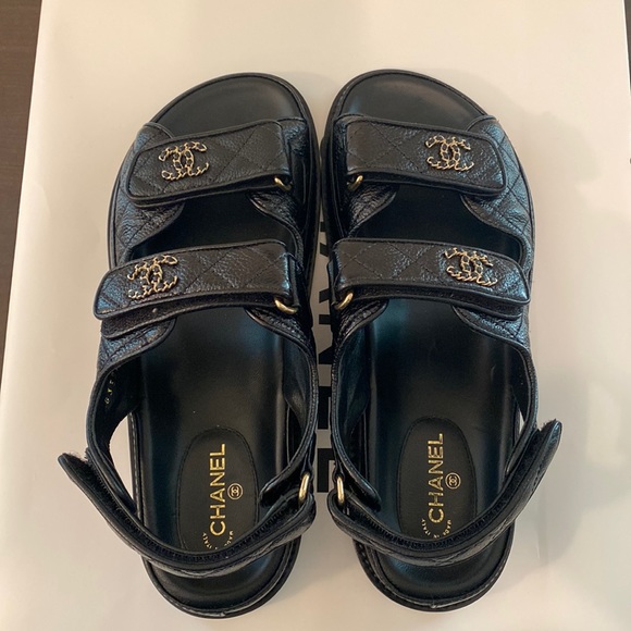 CHANEL Black Grained Calfskin Leather Chain CC Logo Dad Sandals - Picture 4 of 13